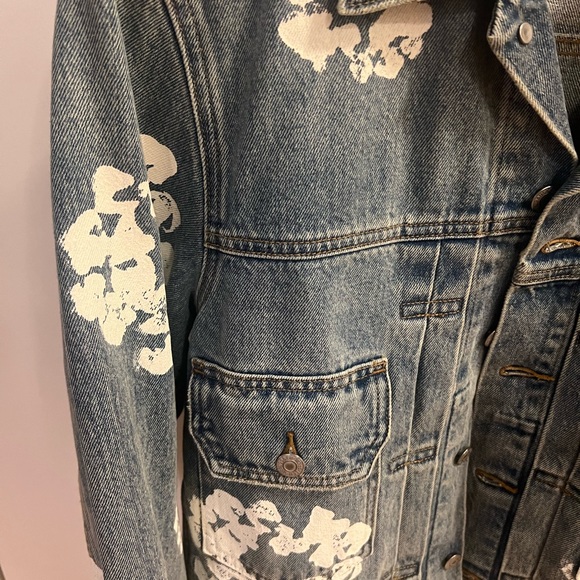 Denim Tears Levi's Denim Jacket Size Small - Picture 8 of 8